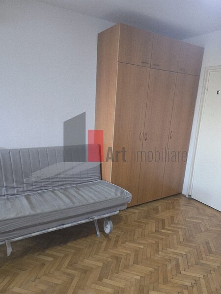 Costin Georgian Garsoniera